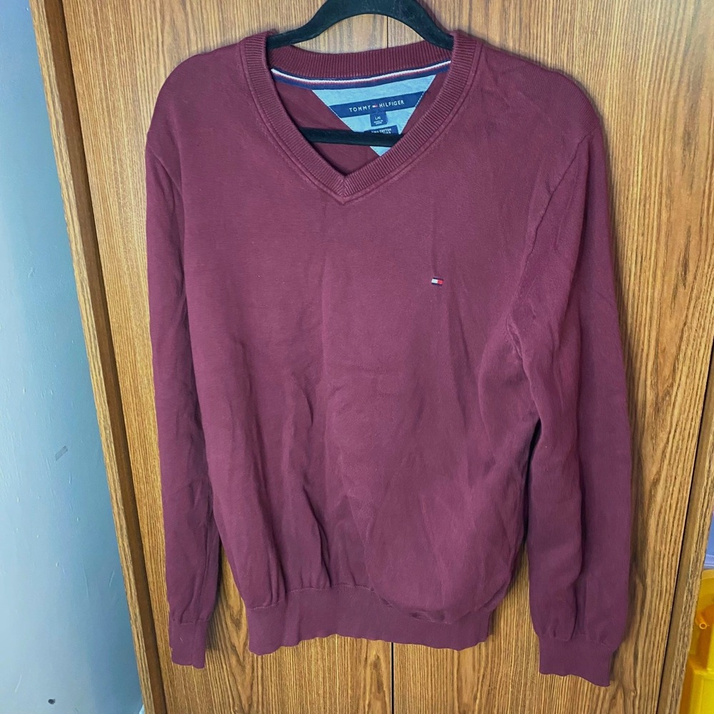 Tommy Hilfiger V-Neck Sweater Mens Large Burgundy Pima Cotton Flag Logo Pullover